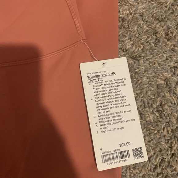 (SOLD) Lululemon Briar Rose Wunder Train Leggings Size 4 NWT - Picture 2 of 2